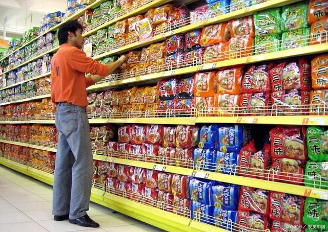 方便食品進(jìn)入熱銷(xiāo)時(shí)期，供不應(yīng)求狀況持續(xù)